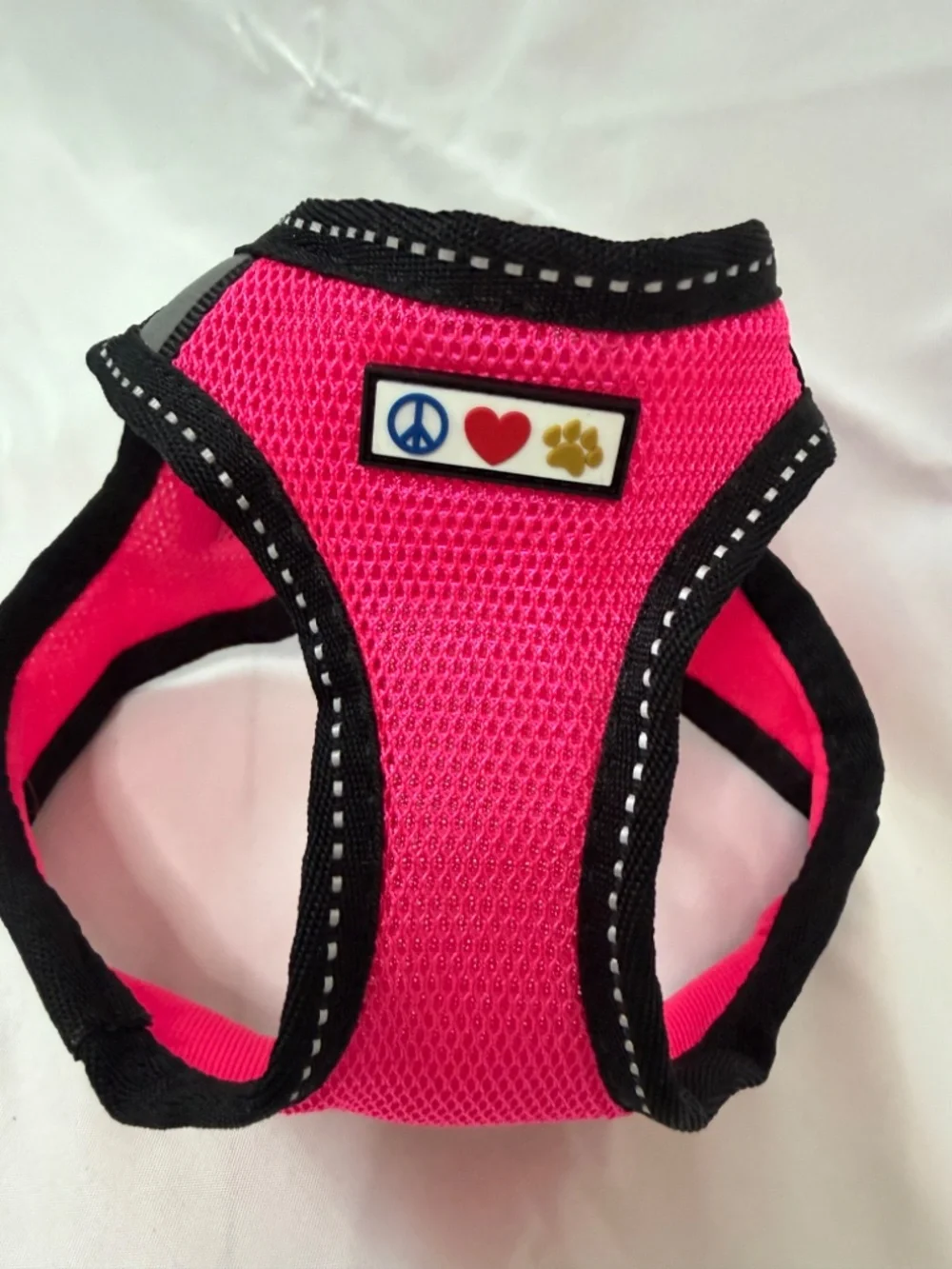 Pawtitas Reflective Mesh Dog & Cat Harness Size Small Pink Adjustable